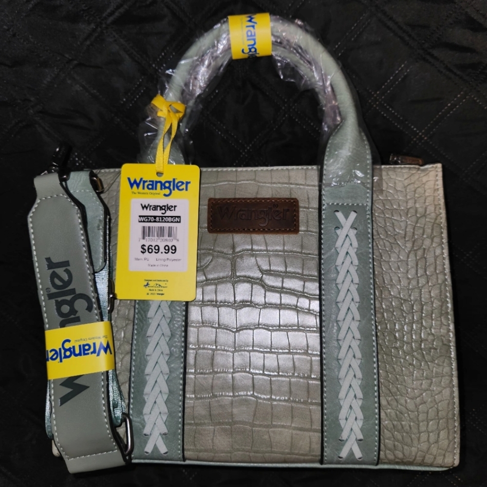 New Light Green Wrangler Tote Crossbody Purse | Croc Texture | Size Medium - Picture 2 of 8